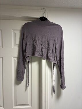 Sunday Best Cropped Long-Sleeve Mock Neck Top in Dusty Lavender